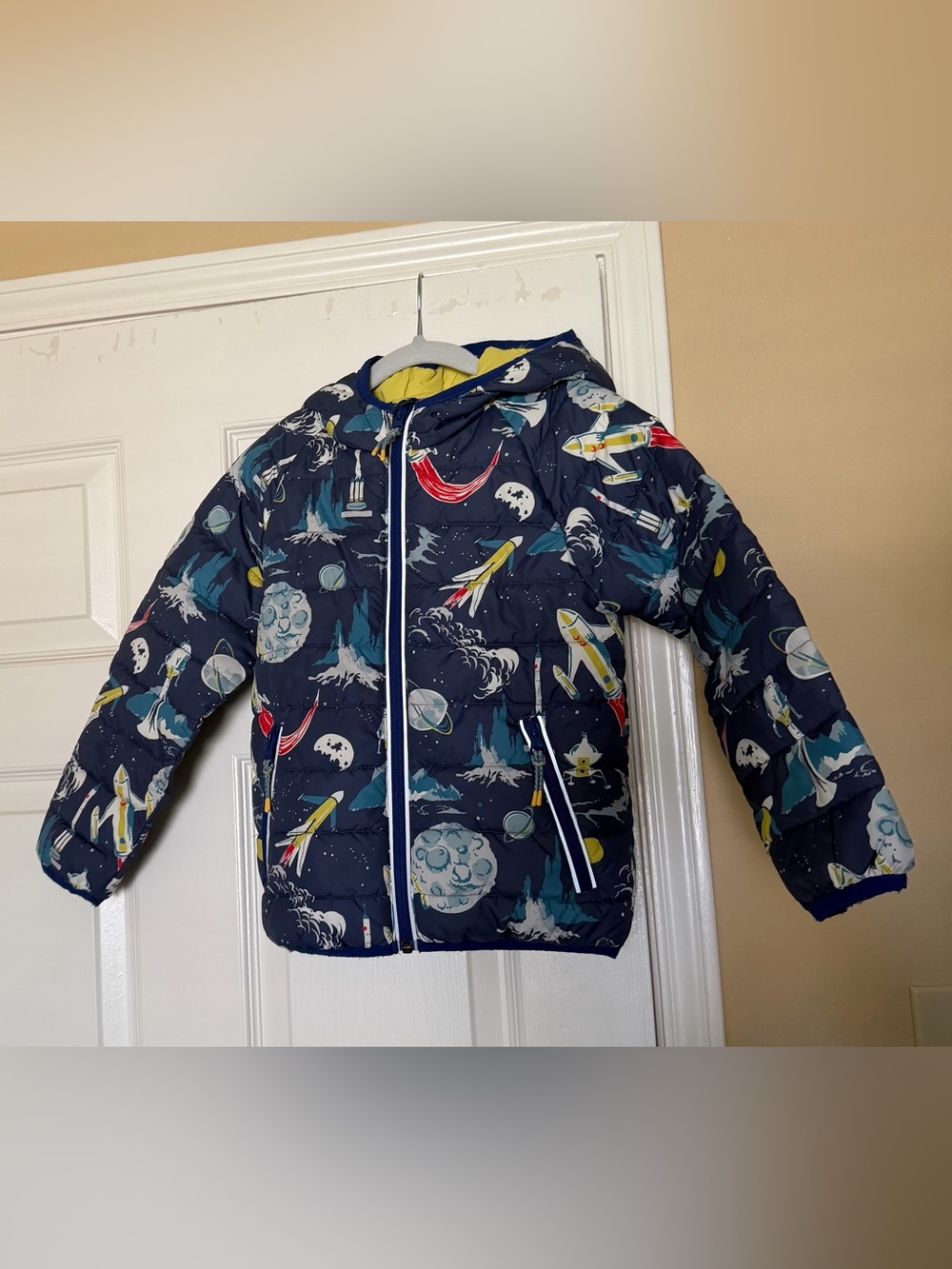 EUC mini boden winter coat size 5-6yrs outer space unisex cold weather jacket